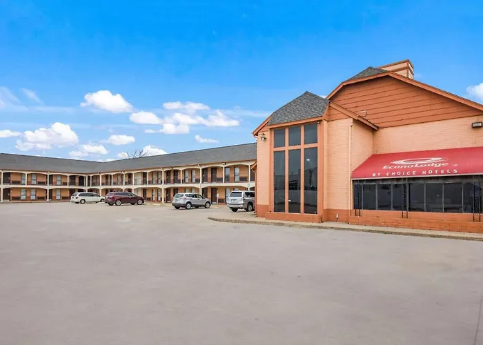 Econo Lodge Near The Domain - The Arboretum