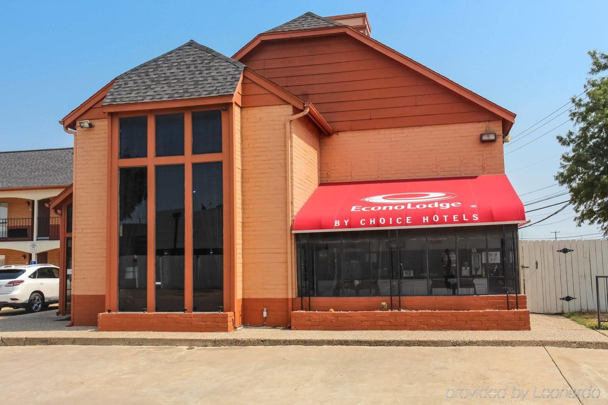 Econo Near The Domain - The Arboretum