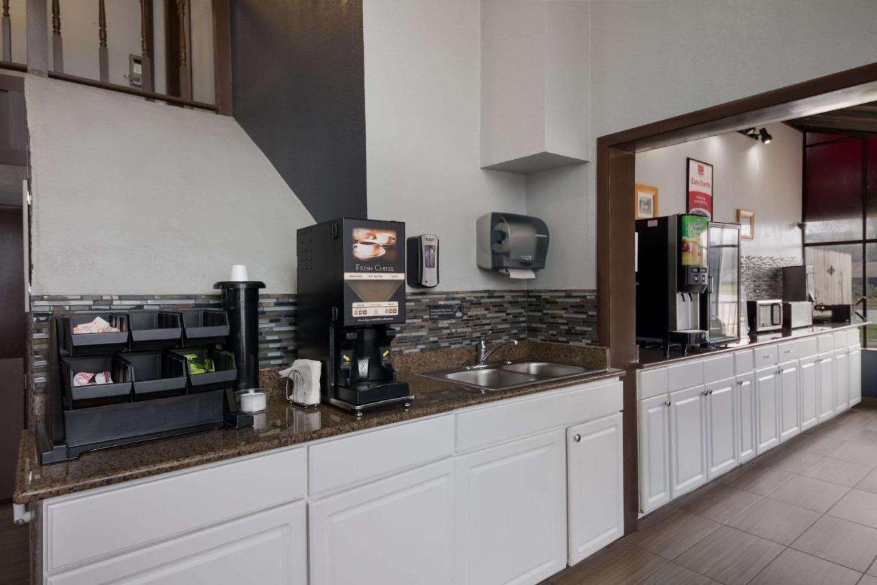Econo Near The Domain - The Arboretum Austin